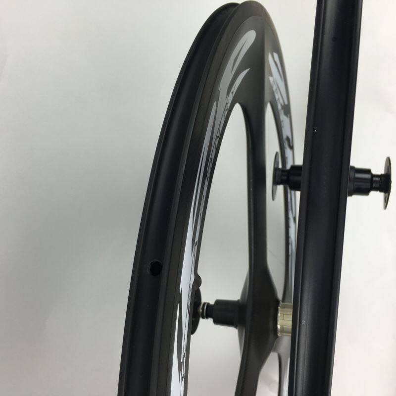 vành carbon zipp 3 đao cho xe đạp