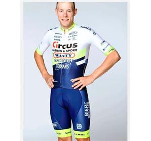 Quần áo ngắn đội tuyển Circus